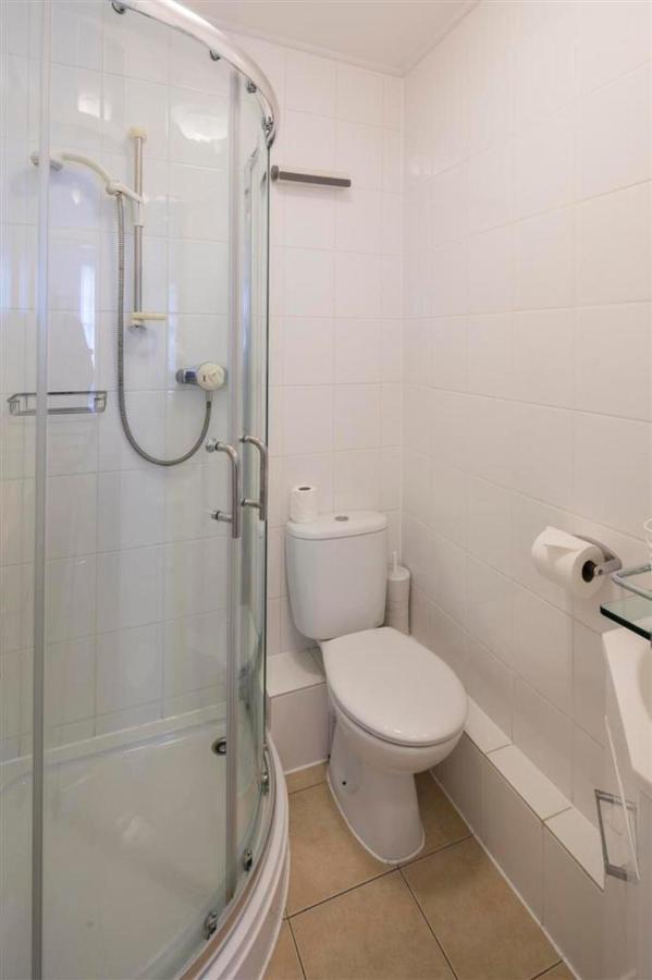 Tweepersoonskamer met Eigen Badkamer